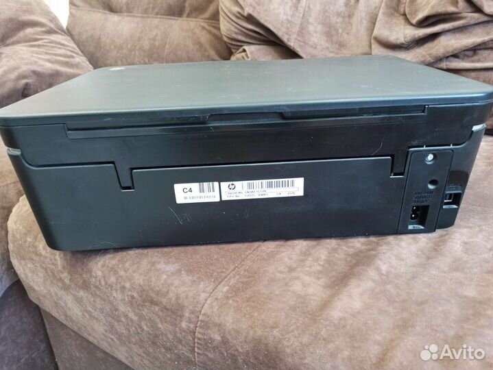 Принтер HP Deskjet INK Advantage 3525
