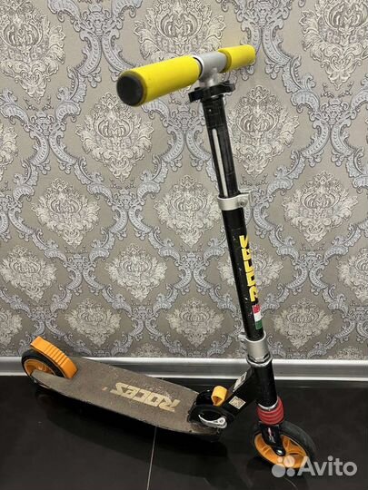 Самокат детский до 80кг