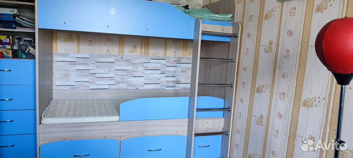 Двухъярусная кровать бу
