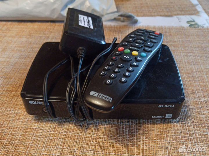 Ресивер триколор gs b211
