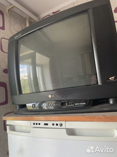 Телевизор на запчасти