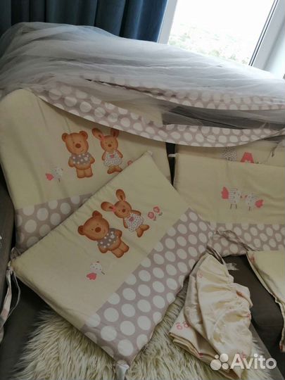 Бортики в кроватку и балдахин / комплект Perina