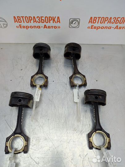 Поршня с шатуном Hyundai Solaris G4FC