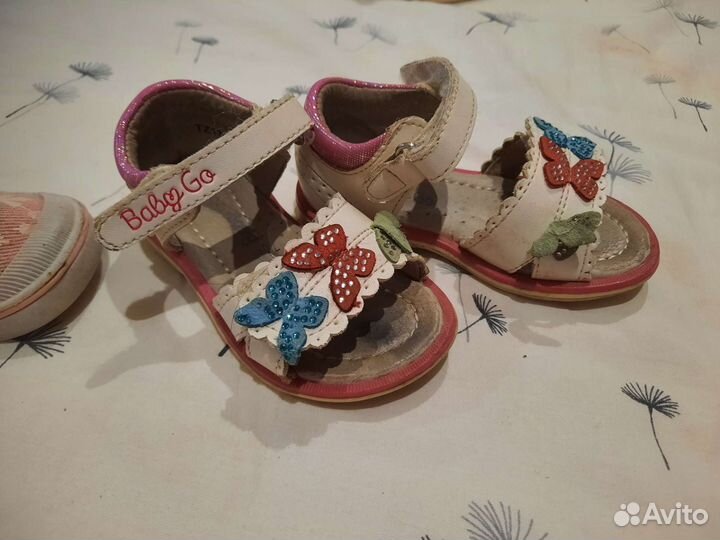 Сандали на девочку
