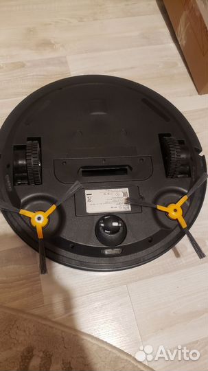 Робот пылесос