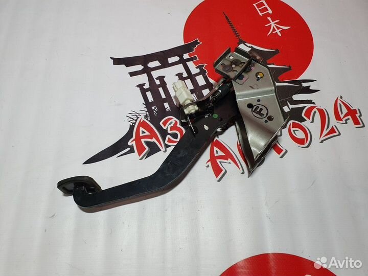Педаль Honda Civic Ferio ES1 D15B 2003