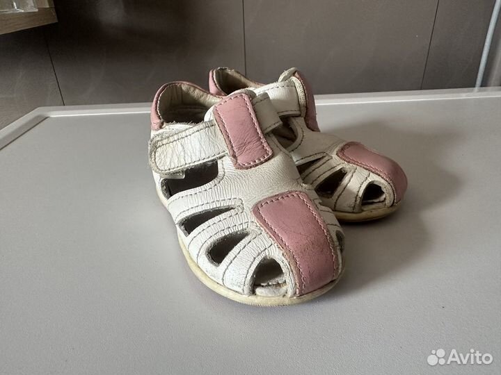 Босоножки для девочки 20 размер
