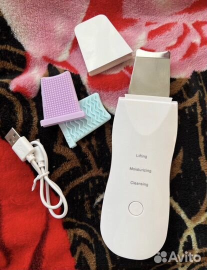 Ультразвуковой аппарат для чистки лица