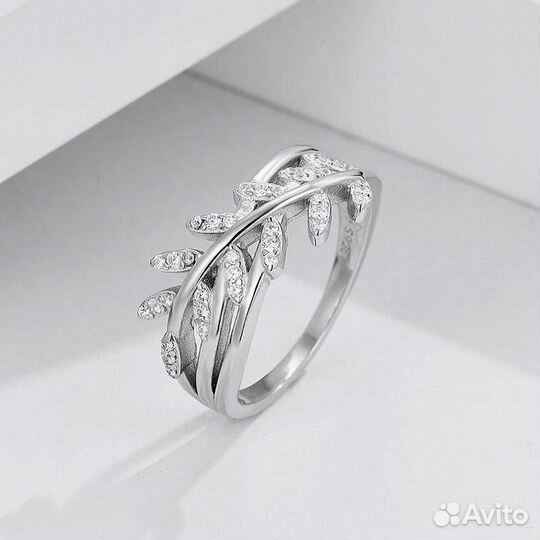 Кольцо серебро 925