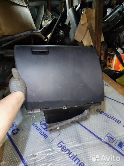 Бардачок Х2к845-31000 Kia Soul 2010 AM D4FB