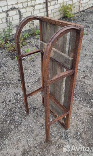 Сани и ящик старинные