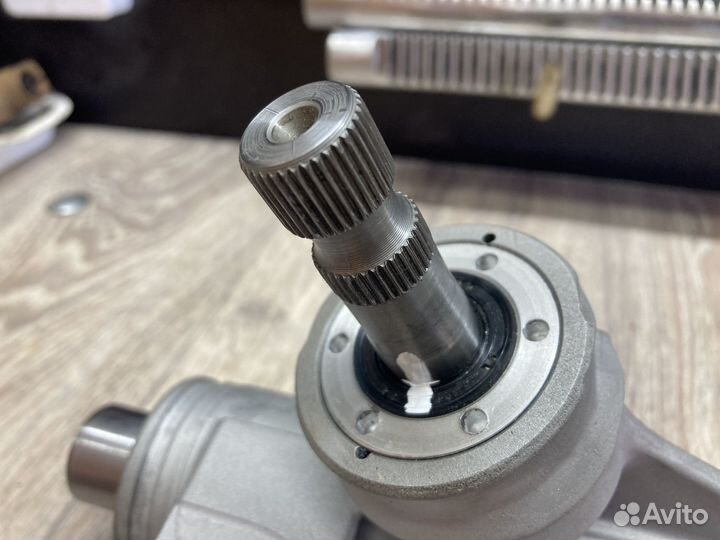 Toyota RAV4 (30) рулевая рейка