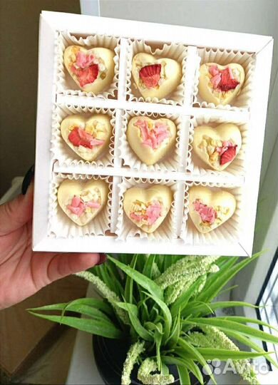 Конфеты ручной работы, шоколадные плитки