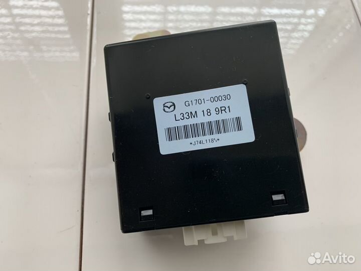 Блок электронный Mazda CX 7 2007 - 2012 L33M189R1