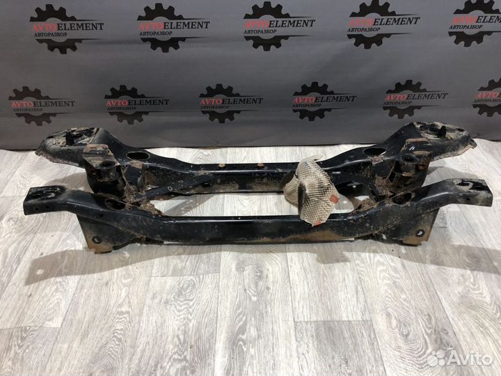 Подрамник задний Ford Focus 3