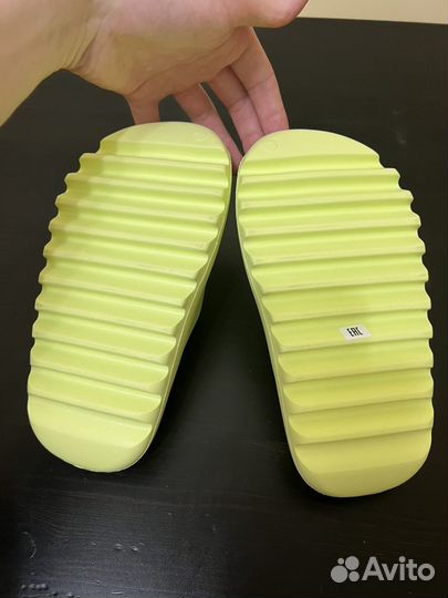 Adidas yeezy Slide glow green