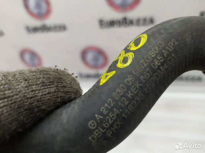 Патрубок системы охлаждения Mercedes W212