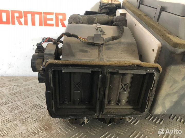 Холодильник BMW 7-series e65