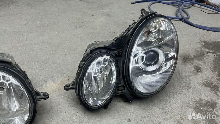 Фара левая Mercedes w211 дорест ксенон