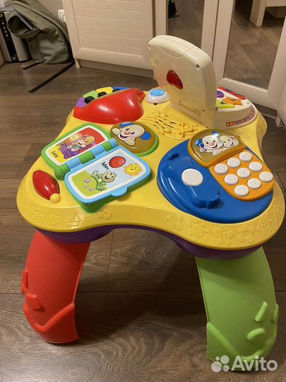 Развивающий столик fisher price