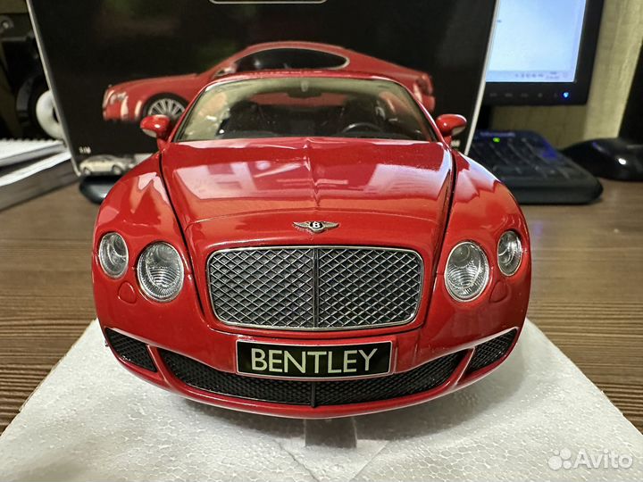 Bentley continental gt 1:18 Minichamps