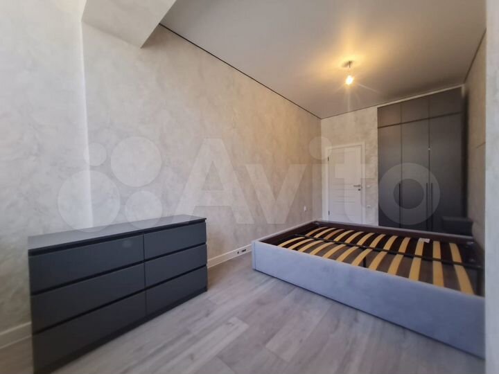 2-к. квартира, 65 м², 2/4 эт.