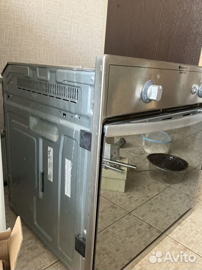 Газовая духовка Hotpoint-Ariston