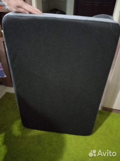 Диван для животных