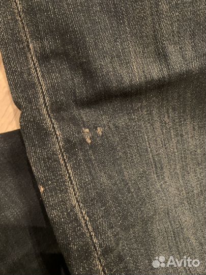 Мужские джинсы levis с браком