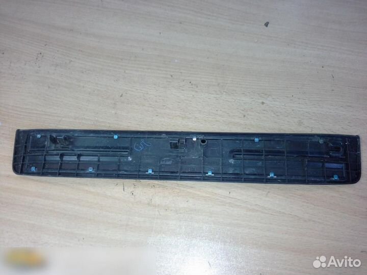 Накладка порога (внутренняя) Honda Legend 2006