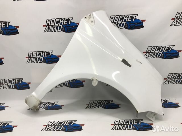 Крыло переднее правое Toyota Vitz SCP10