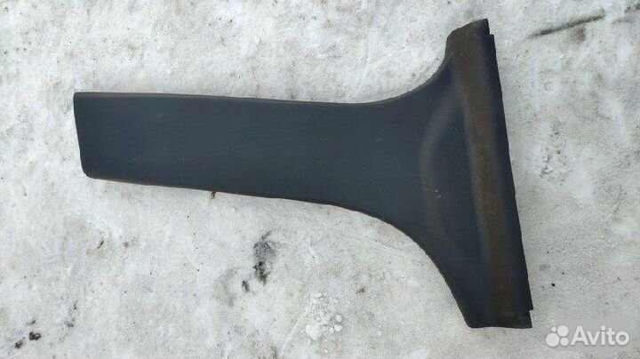 Накладка на стойку кузова правая Mazda Demio DY3W