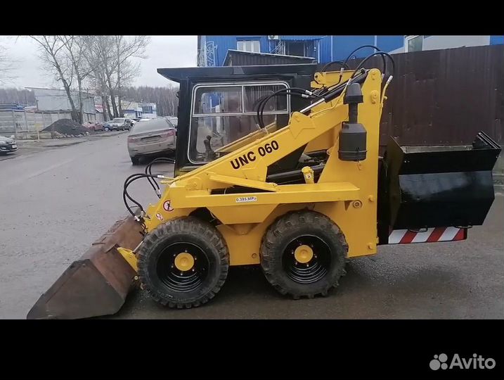 Услуги минипогрузчика и эвакуатора