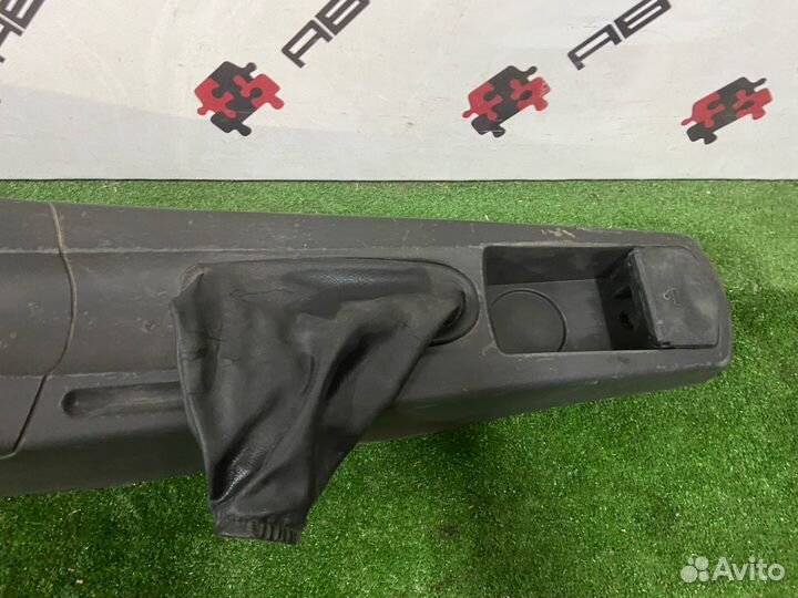 Центральная консоль Ford Focus 1