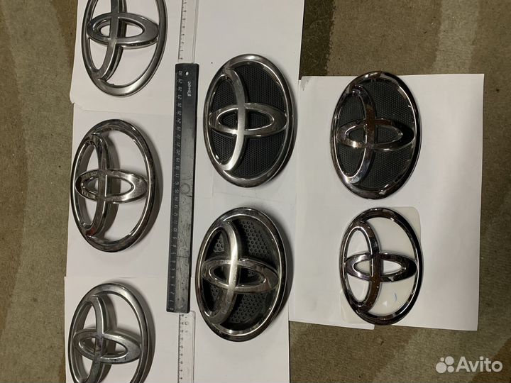 Эмблемы на японские авто