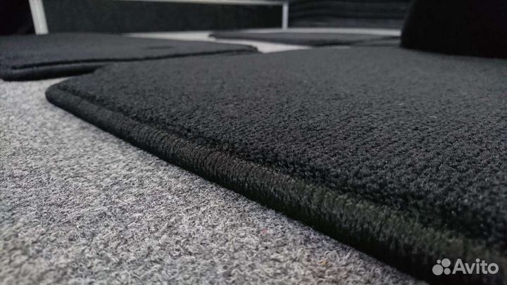 Автоковрики велюр для Toyota Mark II 100