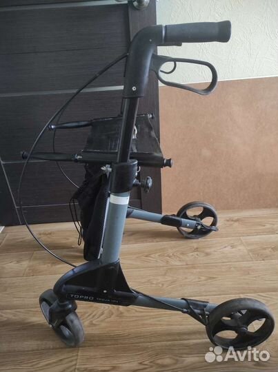 Ходунки для взрослых на колесах