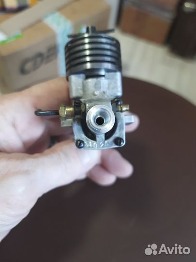 Авиамодельный двигатель марз