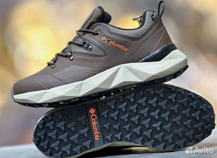 Кроссовки Columbia эргономичные