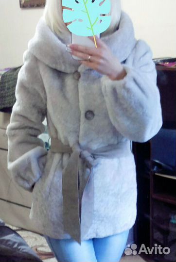 Новая мутоновая шуба необычного цвета