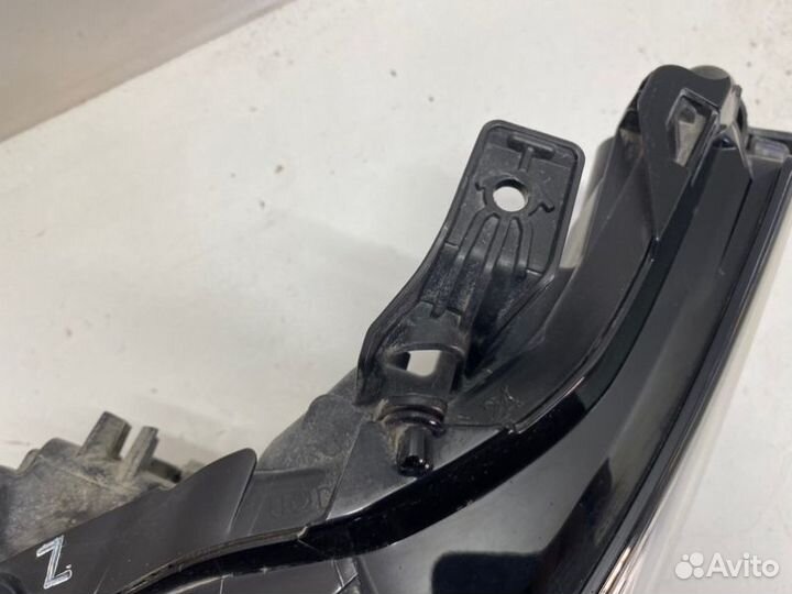 Фара передняя левая Toyota Camry V70/V75 2018-2023