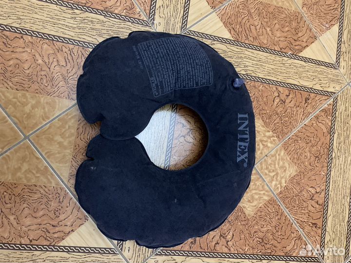 Подушка для путешествий