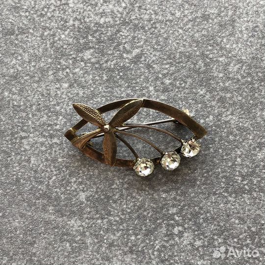 Серебряная брошь Уральские самоцветы 875пр