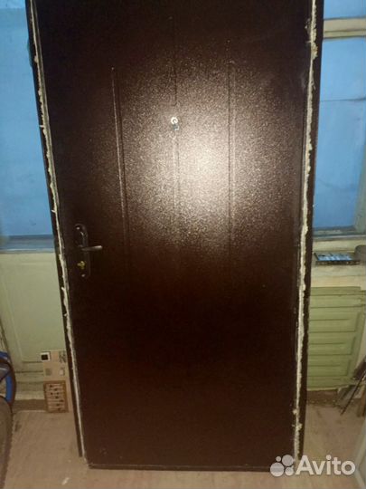 Дверь входная металлическая