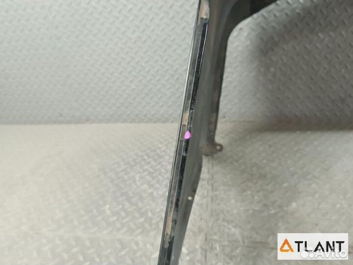 Бампер задний toyota voxy