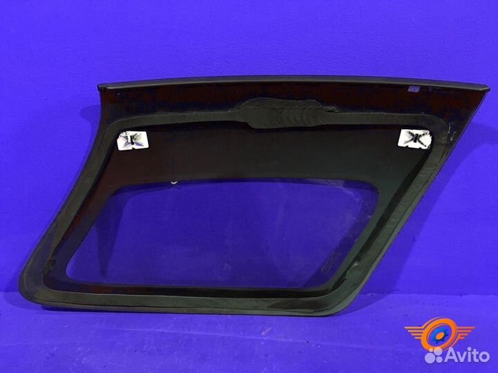 Форточка в кузов задняя правая Suzuki Sx4 1