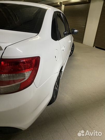 LADA Granta 1.6 МТ, 2016, 177 000 км