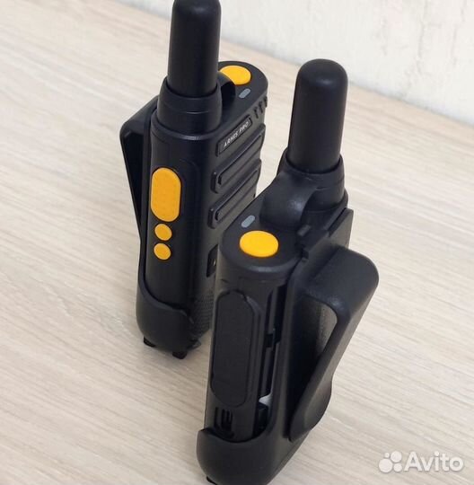 Рация с гарнитурой, радиостанция с наушником