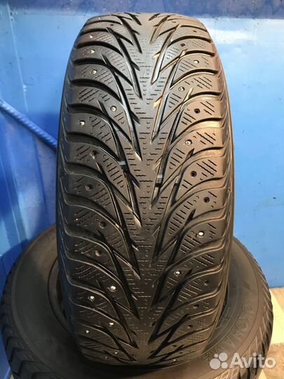 Yokohama Ice Guard IG35 215/60 R16