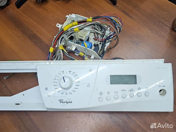 Модуль от стиральной Wirlpool awg 874/D